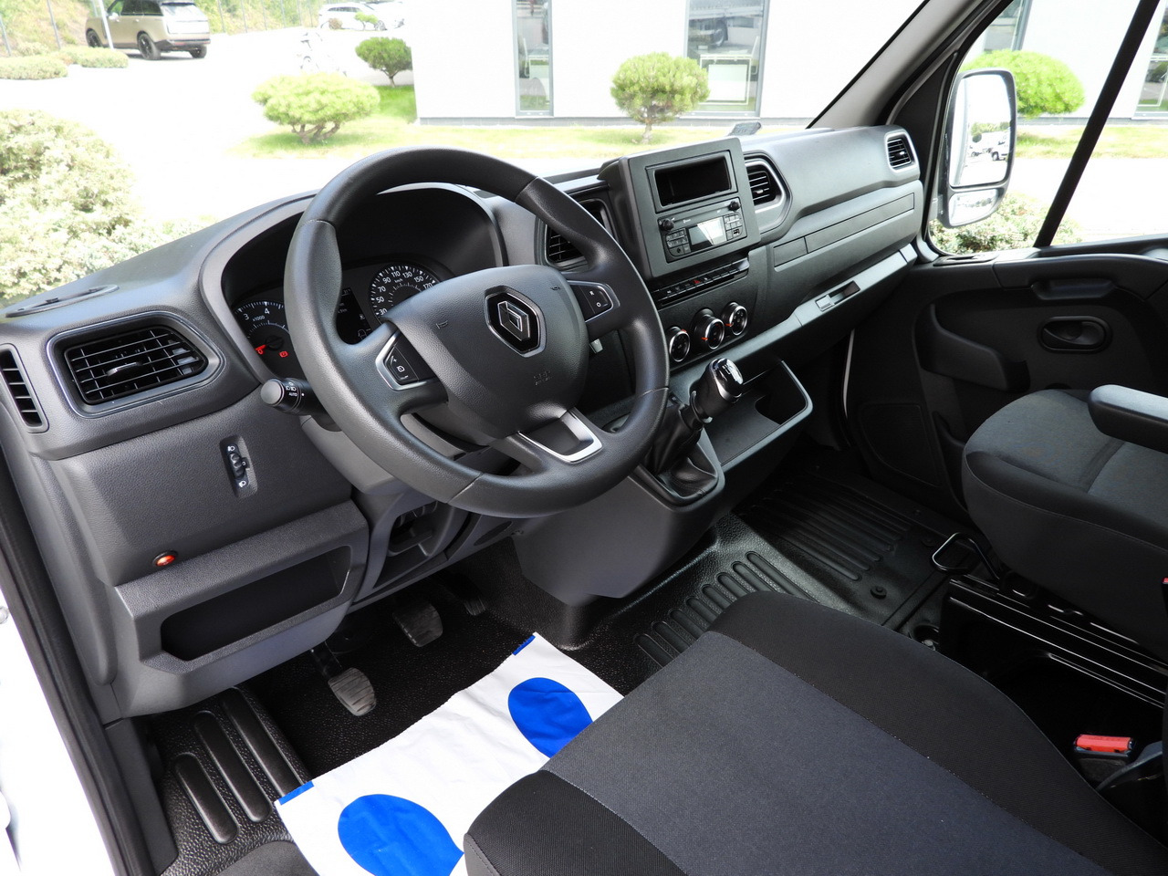 RENAULT MASTER TARPAULIN 8 PALLETS WEBASTO CRUISE CONTROL LED LIGHTS PNEUMATICS AIR CONDITIONING 165HP - Dostavno vozilo s ceradom: slika RENAULT MASTER TARPAULIN 8 PALLETS WEBASTO CRUISE CONTROL LED LIGHTS PNEUMATICS AIR CONDITIONING 165HP - Dostavno vozilo s ceradom RENAULT MASTER TARPAULIN 8 PALLETS WEBASTO CRUISE CONTROL LED LIGHTS PNEUMATICS AIR CONDITIONING 165HP - Dostavno vozilo s ceradom: slika RENAULT MASTER TARPAULIN 8 PALLETS WEBASTO CRUISE CONTROL LED LIGHTS PNEUMATICS AIR CONDITIONING 165HP - Dostavno vozilo s ceradom