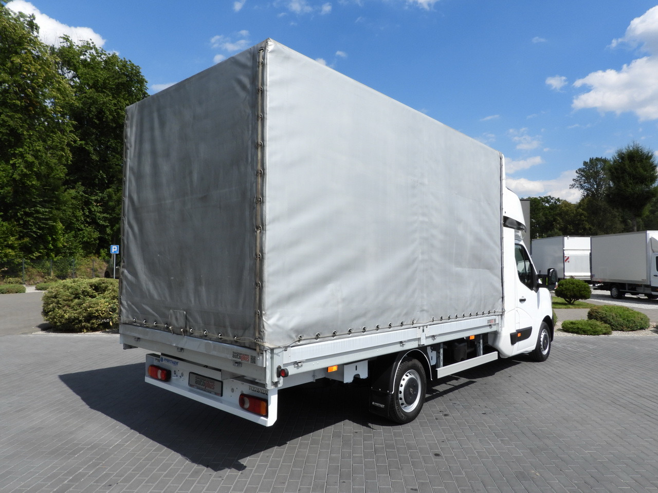 RENAULT MASTER TARPAULIN 8 PALLETS WEBASTO CRUISE CONTROL LED LIGHTS PNEUMATICS AIR CONDITIONING 165HP - Dostavno vozilo s ceradom: slika RENAULT MASTER TARPAULIN 8 PALLETS WEBASTO CRUISE CONTROL LED LIGHTS PNEUMATICS AIR CONDITIONING 165HP - Dostavno vozilo s ceradom RENAULT MASTER TARPAULIN 8 PALLETS WEBASTO CRUISE CONTROL LED LIGHTS PNEUMATICS AIR CONDITIONING 165HP - Dostavno vozilo s ceradom: slika RENAULT MASTER TARPAULIN 8 PALLETS WEBASTO CRUISE CONTROL LED LIGHTS PNEUMATICS AIR CONDITIONING 165HP - Dostavno vozilo s ceradom
