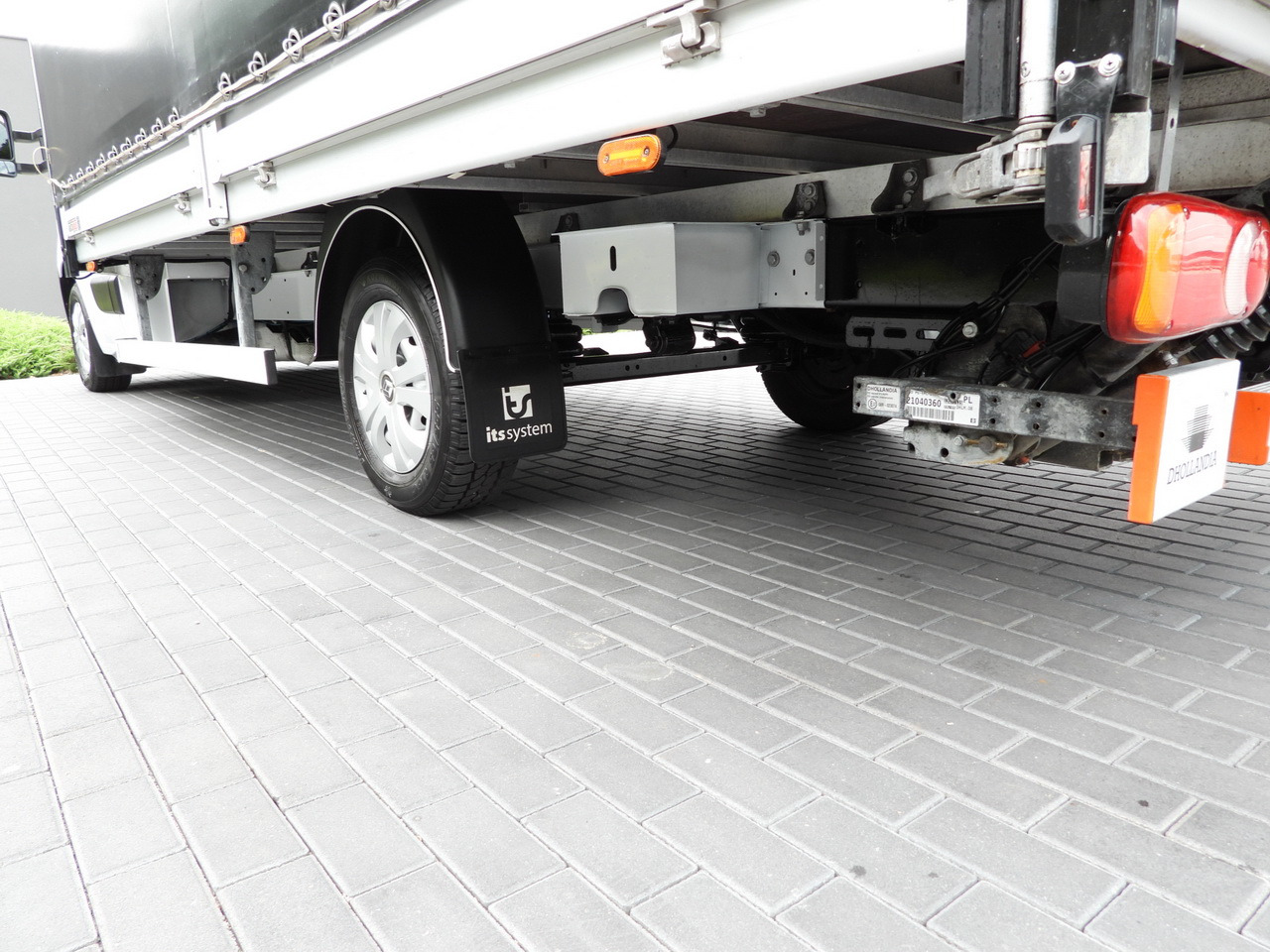 Dostavno vozilo s ceradom RENAULT MASTER TARPAULIN LIFT 10 PALLETS WEBASTO CRUISE CONTROL LED LIGHTS PNEUMATICS AIR CONDITIONING  165HP: slika Dostavno vozilo s ceradom RENAULT MASTER TARPAULIN LIFT 10 PALLETS WEBASTO CRUISE CONTROL LED LIGHTS PNEUMATICS AIR CONDITIONING  165HP