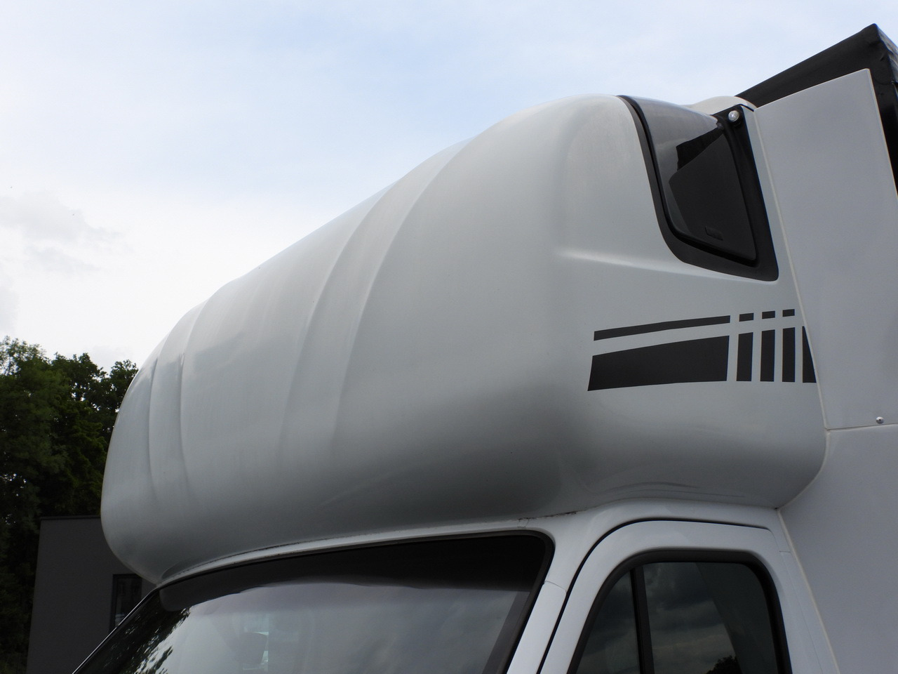 Dostavno vozilo s ceradom RENAULT MASTER TARPAULIN LIFT 10 PALLETS WEBASTO CRUISE CONTROL LED LIGHTS PNEUMATICS AIR CONDITIONING  165HP: slika Dostavno vozilo s ceradom RENAULT MASTER TARPAULIN LIFT 10 PALLETS WEBASTO CRUISE CONTROL LED LIGHTS PNEUMATICS AIR CONDITIONING  165HP