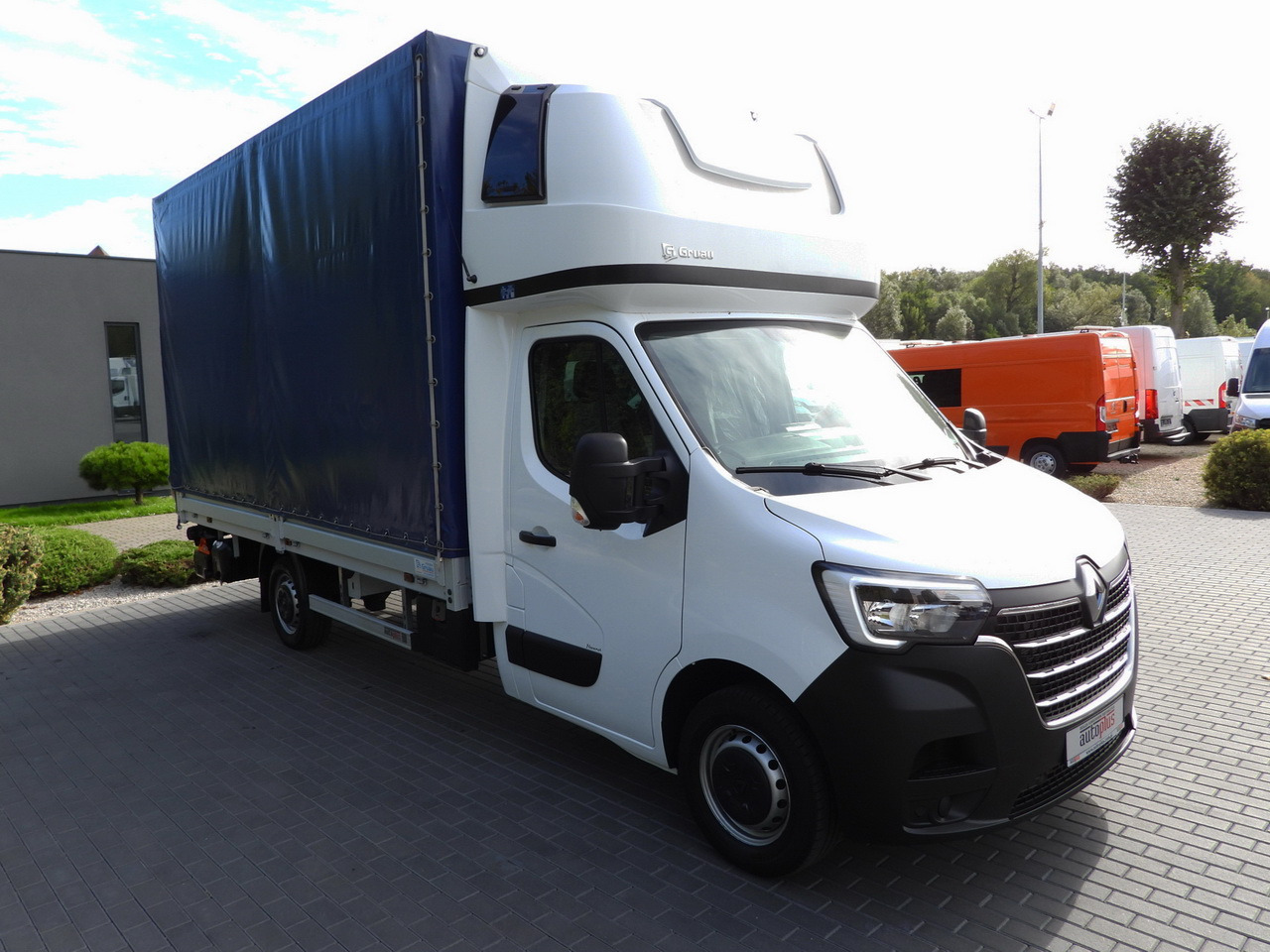 RENAULT MASTER TARPAULIN LIFT 9 PALLETS WEBASTO CRUISE CONTROL LED LIGHTS PNEUMATICS AIR CONDITIONING 165HP - Dostavno vozilo s ceradom: slika RENAULT MASTER TARPAULIN LIFT 9 PALLETS WEBASTO CRUISE CONTROL LED LIGHTS PNEUMATICS AIR CONDITIONING 165HP - Dostavno vozilo s ceradom RENAULT MASTER TARPAULIN LIFT 9 PALLETS WEBASTO CRUISE CONTROL LED LIGHTS PNEUMATICS AIR CONDITIONING 165HP - Dostavno vozilo s ceradom: slika RENAULT MASTER TARPAULIN LIFT 9 PALLETS WEBASTO CRUISE CONTROL LED LIGHTS PNEUMATICS AIR CONDITIONING 165HP - Dostavno vozilo s ceradom