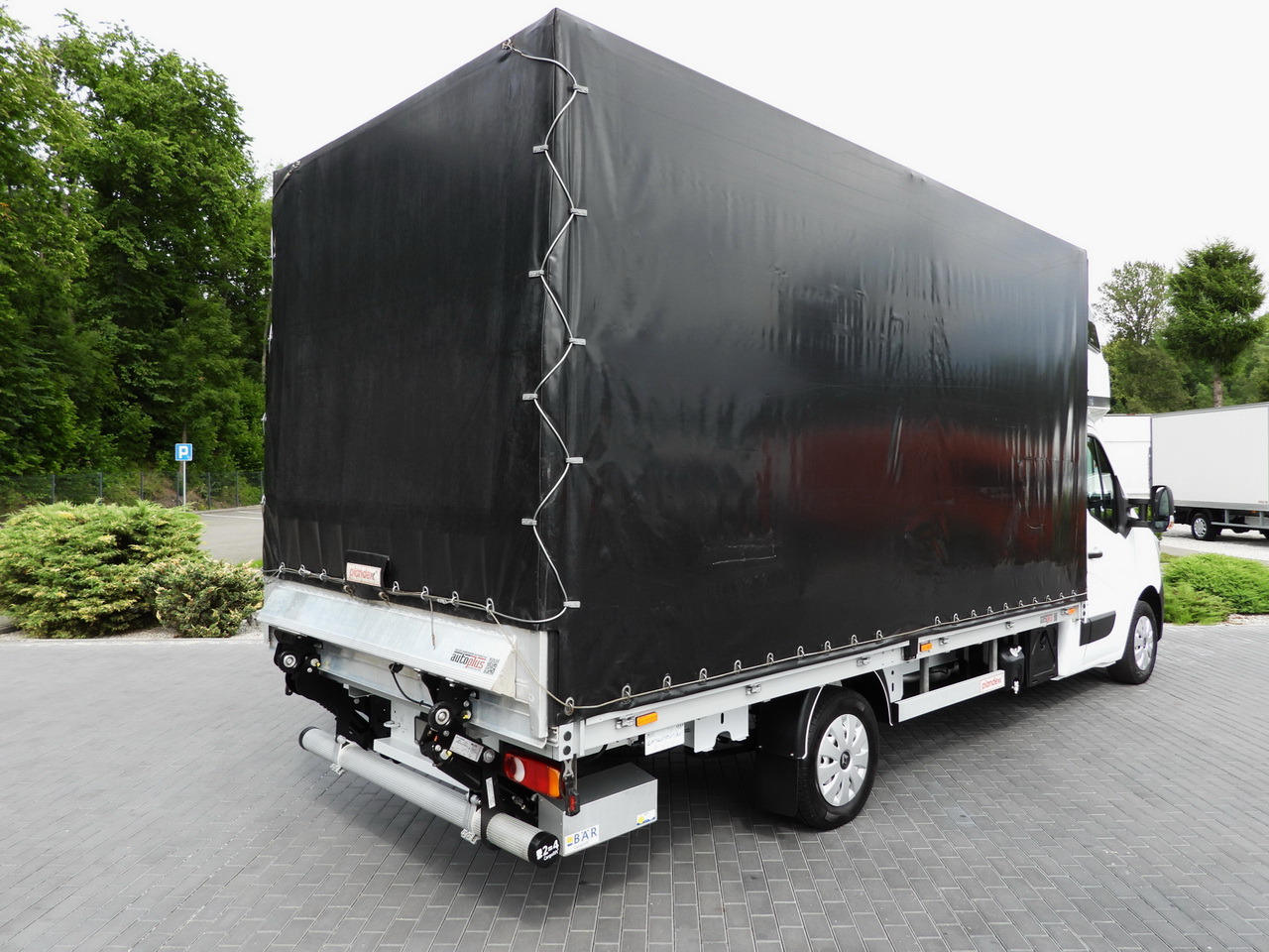 RENAULT MASTER TARPAULIN LIFT 9 PALLETS WEBASTO CRUISE CONTROL LED LIGHTS PNEUMATICS AIR CONDITIONING 165HP - Dostavno vozilo s ceradom: slika RENAULT MASTER TARPAULIN LIFT 9 PALLETS WEBASTO CRUISE CONTROL LED LIGHTS PNEUMATICS AIR CONDITIONING 165HP - Dostavno vozilo s ceradom RENAULT MASTER TARPAULIN LIFT 9 PALLETS WEBASTO CRUISE CONTROL LED LIGHTS PNEUMATICS AIR CONDITIONING 165HP - Dostavno vozilo s ceradom: slika RENAULT MASTER TARPAULIN LIFT 9 PALLETS WEBASTO CRUISE CONTROL LED LIGHTS PNEUMATICS AIR CONDITIONING 165HP - Dostavno vozilo s ceradom