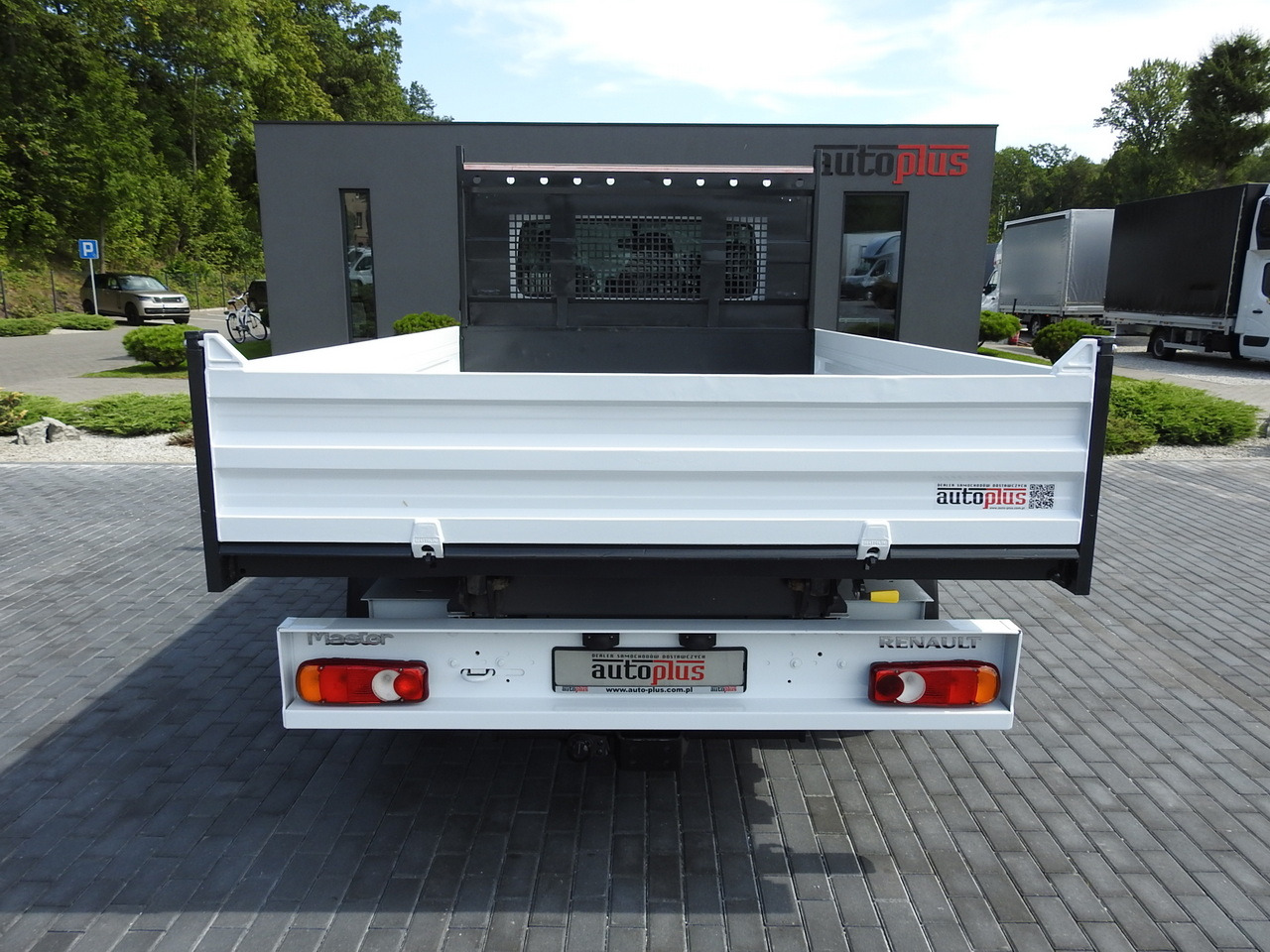 Mali kamion kiper RENAULT MASTER TIPPER  130HP: slika Mali kamion kiper RENAULT MASTER TIPPER  130HP