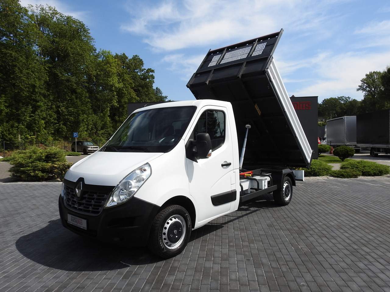 Mali kamion kiper RENAULT MASTER TIPPER  130HP: slika Mali kamion kiper RENAULT MASTER TIPPER  130HP