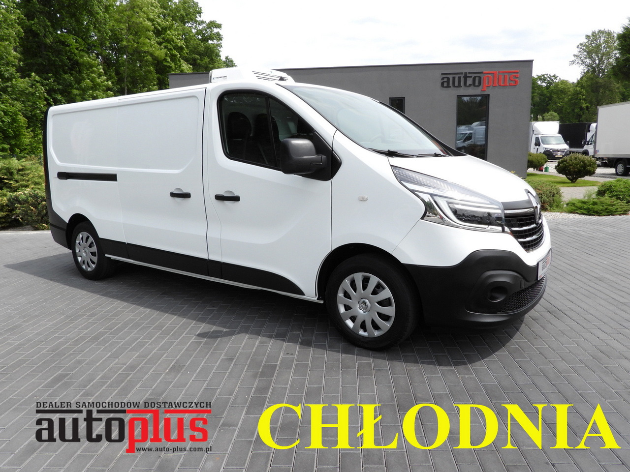 RENAULT TRAFIC REFRIGERATOR VAN 0*C CRUISE CONTROL LED LIGHTS AIR CONDITIONING 120HP - Dostavno vozilo hladnjača: slika RENAULT TRAFIC REFRIGERATOR VAN 0*C CRUISE CONTROL LED LIGHTS AIR CONDITIONING 120HP - Dostavno vozilo hladnjača RENAULT TRAFIC REFRIGERATOR VAN 0*C CRUISE CONTROL LED LIGHTS AIR CONDITIONING 120HP - Dostavno vozilo hladnjača: slika RENAULT TRAFIC REFRIGERATOR VAN 0*C CRUISE CONTROL LED LIGHTS AIR CONDITIONING 120HP - Dostavno vozilo hladnjača