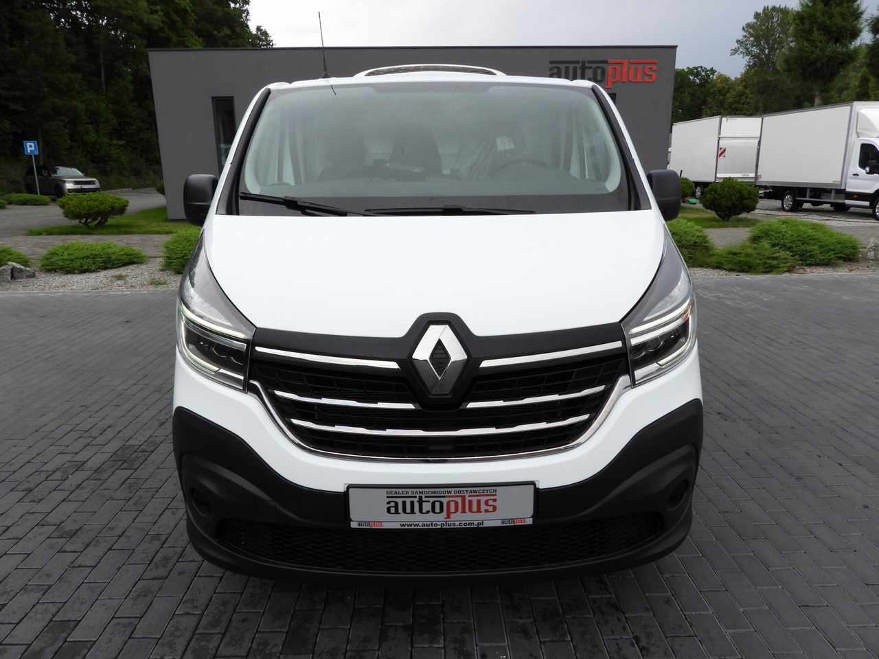 RENAULT TRAFIC REFRIGERATOR VAN -5*C POWER SUPPLY 230V CRUISE CONTROL LED LIGHTS AIR CONDITIONING 120HP - Dostavno vozilo hladnjača: slika RENAULT TRAFIC REFRIGERATOR VAN -5*C POWER SUPPLY 230V CRUISE CONTROL LED LIGHTS AIR CONDITIONING 120HP - Dostavno vozilo hladnjača RENAULT TRAFIC REFRIGERATOR VAN -5*C POWER SUPPLY 230V CRUISE CONTROL LED LIGHTS AIR CONDITIONING 120HP - Dostavno vozilo hladnjača: slika RENAULT TRAFIC REFRIGERATOR VAN -5*C POWER SUPPLY 230V CRUISE CONTROL LED LIGHTS AIR CONDITIONING 120HP - Dostavno vozilo hladnjača