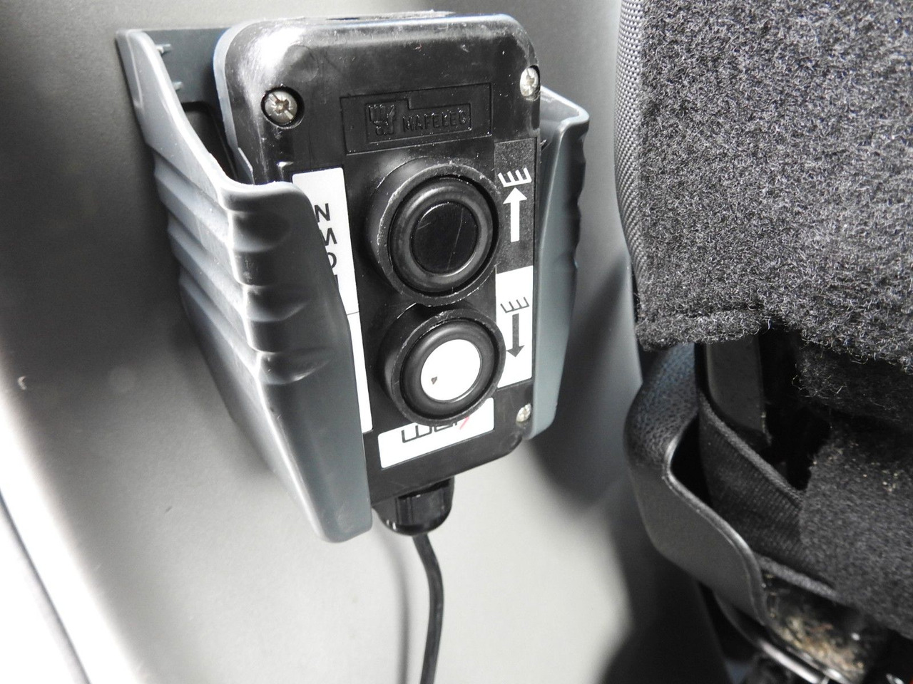 Mali kamion kiper, Dostavno vozilo s dvostrukom kabinom Renault MASTER KIPPER DOPPELKABINE DOKA 6 SITZE TEMPOMAT: slika Mali kamion kiper, Dostavno vozilo s dvostrukom kabinom Renault MASTER KIPPER DOPPELKABINE DOKA 6 SITZE TEMPOMAT
