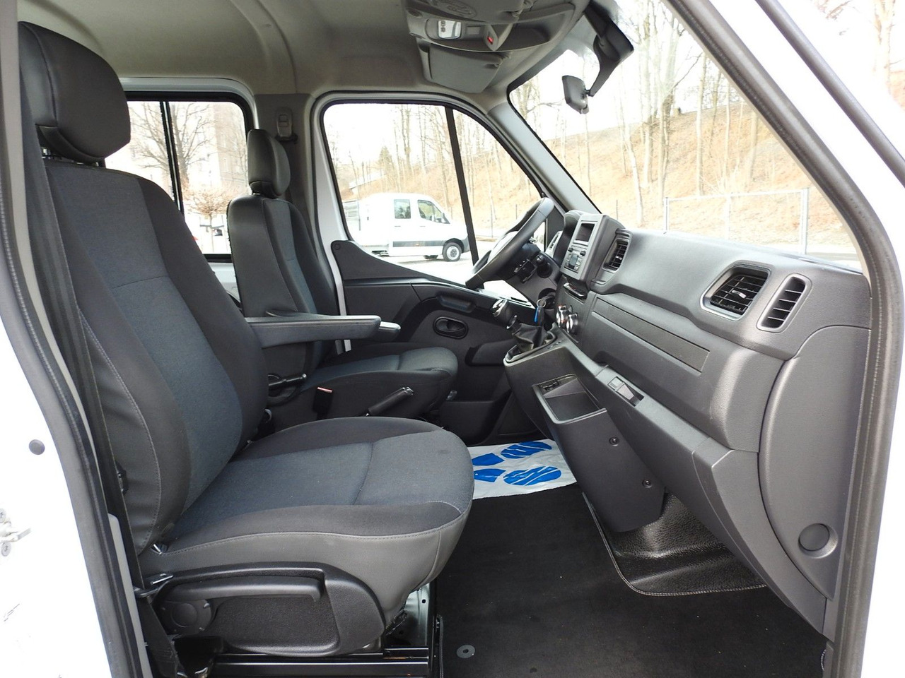 Mali kamion kiper, Dostavno vozilo s dvostrukom kabinom Renault MASTER KIPPER DOPPELKABINE DOKA 6 SITZE TEMPOMAT: slika Mali kamion kiper, Dostavno vozilo s dvostrukom kabinom Renault MASTER KIPPER DOPPELKABINE DOKA 6 SITZE TEMPOMAT