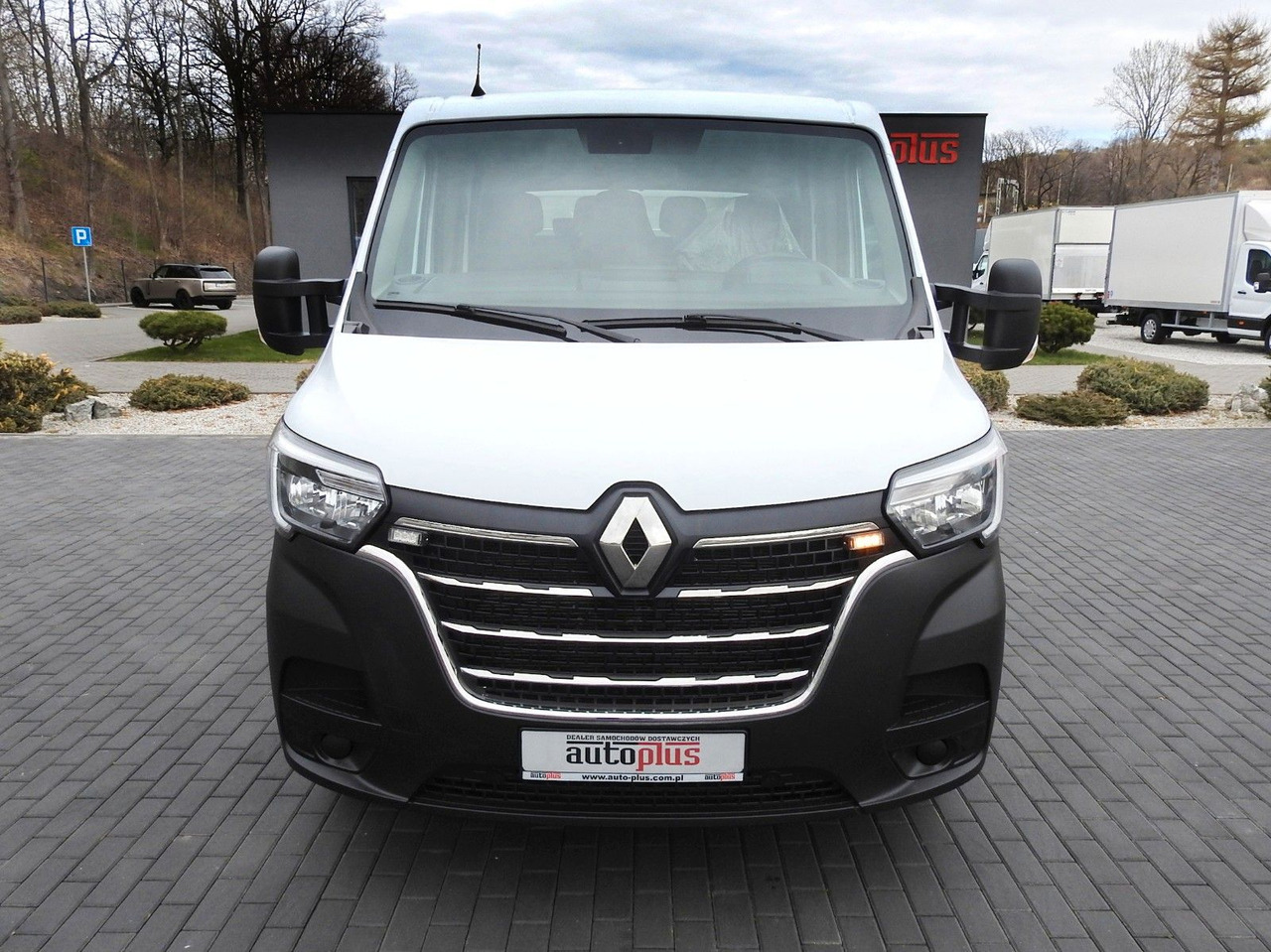 Renault MASTER PRITSCHE DOPPELKABINE DOKA 7 SITZE A/C - Dostavno vozilo s ravnom platformom, Dostavno vozilo s dvostrukom kabinom: slika Renault MASTER PRITSCHE DOPPELKABINE DOKA 7 SITZE A/C - Dostavno vozilo s ravnom platformom, Dostavno vozilo s dvostrukom kabinom Renault MASTER PRITSCHE DOPPELKABINE DOKA 7 SITZE A/C - Dostavno vozilo s ravnom platformom, Dostavno vozilo s dvostrukom kabinom: slika Renault MASTER PRITSCHE DOPPELKABINE DOKA 7 SITZE A/C - Dostavno vozilo s ravnom platformom, Dostavno vozilo s dvostrukom kabinom