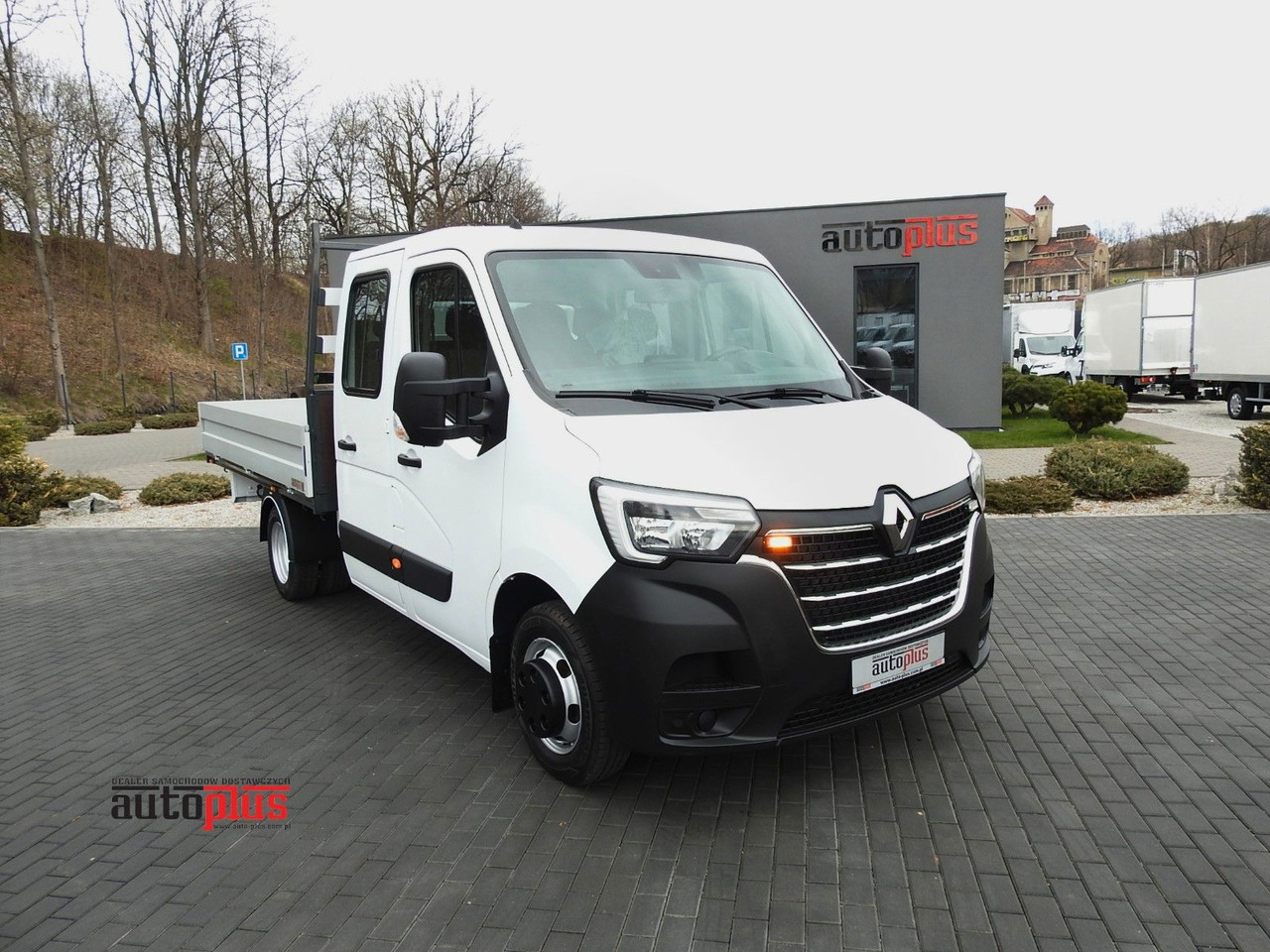 Renault MASTER PRITSCHE DOPPELKABINE DOKA 7 SITZE A/C - Dostavno vozilo s ravnom platformom, Dostavno vozilo s dvostrukom kabinom: slika Renault MASTER PRITSCHE DOPPELKABINE DOKA 7 SITZE A/C - Dostavno vozilo s ravnom platformom, Dostavno vozilo s dvostrukom kabinom Renault MASTER PRITSCHE DOPPELKABINE DOKA 7 SITZE A/C - Dostavno vozilo s ravnom platformom, Dostavno vozilo s dvostrukom kabinom: slika Renault MASTER PRITSCHE DOPPELKABINE DOKA 7 SITZE A/C - Dostavno vozilo s ravnom platformom, Dostavno vozilo s dvostrukom kabinom