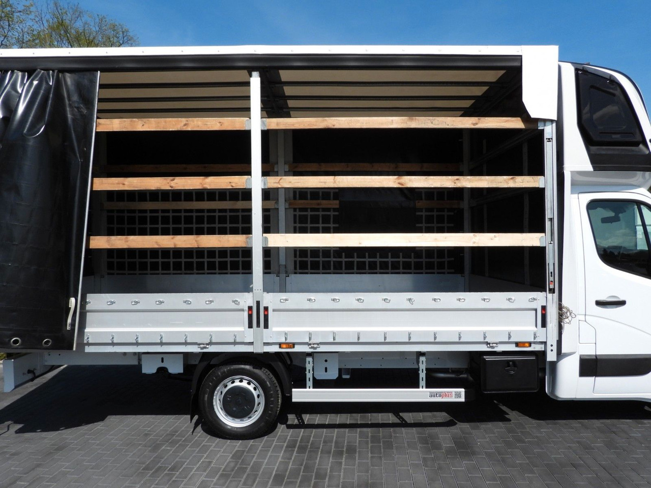 Zakup  Renault MASTER  PRITSCHE PLANE 10 PALETTEN WEBASTO A/C Renault MASTER  PRITSCHE PLANE 10 PALETTEN WEBASTO A/C: slika Zakup  Renault MASTER  PRITSCHE PLANE 10 PALETTEN WEBASTO A/C Renault MASTER  PRITSCHE PLANE 10 PALETTEN WEBASTO A/C