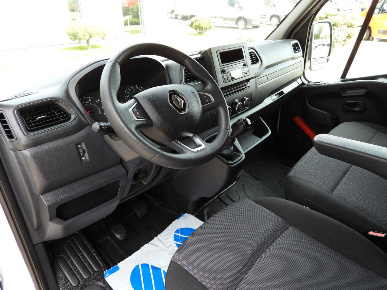 Renault MASTER PRITSCHE PLANE 12 PALETTEN WEBASTO A/C - Dostavno vozilo s ceradom: slika Renault MASTER PRITSCHE PLANE 12 PALETTEN WEBASTO A/C - Dostavno vozilo s ceradom Renault MASTER PRITSCHE PLANE 12 PALETTEN WEBASTO A/C - Dostavno vozilo s ceradom: slika Renault MASTER PRITSCHE PLANE 12 PALETTEN WEBASTO A/C - Dostavno vozilo s ceradom