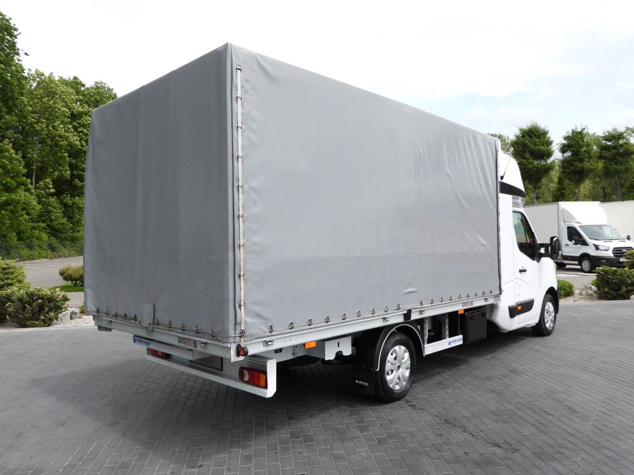 Renault MASTER PRITSCHE PLANE 8 PALETTEN WEBASTO A/C - Dostavno vozilo s ceradom, Dostavno vozilo s dvostrukom kabinom: slika Renault MASTER PRITSCHE PLANE 8 PALETTEN WEBASTO A/C - Dostavno vozilo s ceradom, Dostavno vozilo s dvostrukom kabinom Renault MASTER PRITSCHE PLANE 8 PALETTEN WEBASTO A/C - Dostavno vozilo s ceradom, Dostavno vozilo s dvostrukom kabinom: slika Renault MASTER PRITSCHE PLANE 8 PALETTEN WEBASTO A/C - Dostavno vozilo s ceradom, Dostavno vozilo s dvostrukom kabinom