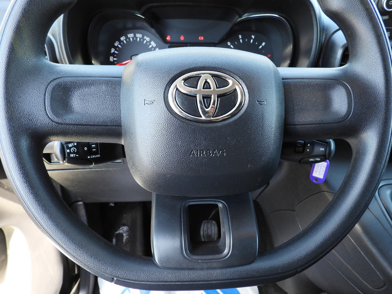 Dostavno vozilo hladnjača TOYOTA PROACE CITY REFRIGERATOR VAN -15*C POWER SUPPLY 230V CRUISE CONTROL AIR CONDITIONING 100HP: slika Dostavno vozilo hladnjača TOYOTA PROACE CITY REFRIGERATOR VAN -15*C POWER SUPPLY 230V CRUISE CONTROL AIR CONDITIONING 100HP Dostavno vozilo hladnjača TOYOTA PROACE CITY REFRIGERATOR VAN -15*C POWER SUPPLY 230V CRUISE CONTROL AIR CONDITIONING 100HP: slika Dostavno vozilo hladnjača TOYOTA PROACE CITY REFRIGERATOR VAN -15*C POWER SUPPLY 230V CRUISE CONTROL AIR CONDITIONING 100HP