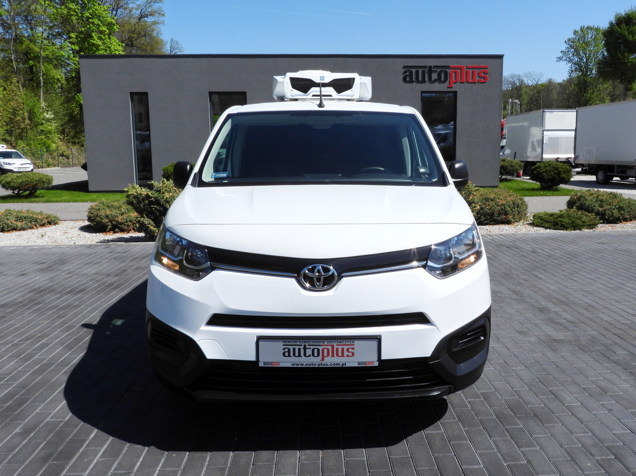 TOYOTA PROACE CITY REFRIGERATOR VAN -15*C POWER SUPPLY 230V CRUISE CONTROL AIR CONDITIONING 100HP - Dostavno vozilo hladnjača: slika TOYOTA PROACE CITY REFRIGERATOR VAN -15*C POWER SUPPLY 230V CRUISE CONTROL AIR CONDITIONING 100HP - Dostavno vozilo hladnjača TOYOTA PROACE CITY REFRIGERATOR VAN -15*C POWER SUPPLY 230V CRUISE CONTROL AIR CONDITIONING 100HP - Dostavno vozilo hladnjača: slika TOYOTA PROACE CITY REFRIGERATOR VAN -15*C POWER SUPPLY 230V CRUISE CONTROL AIR CONDITIONING 100HP - Dostavno vozilo hladnjača