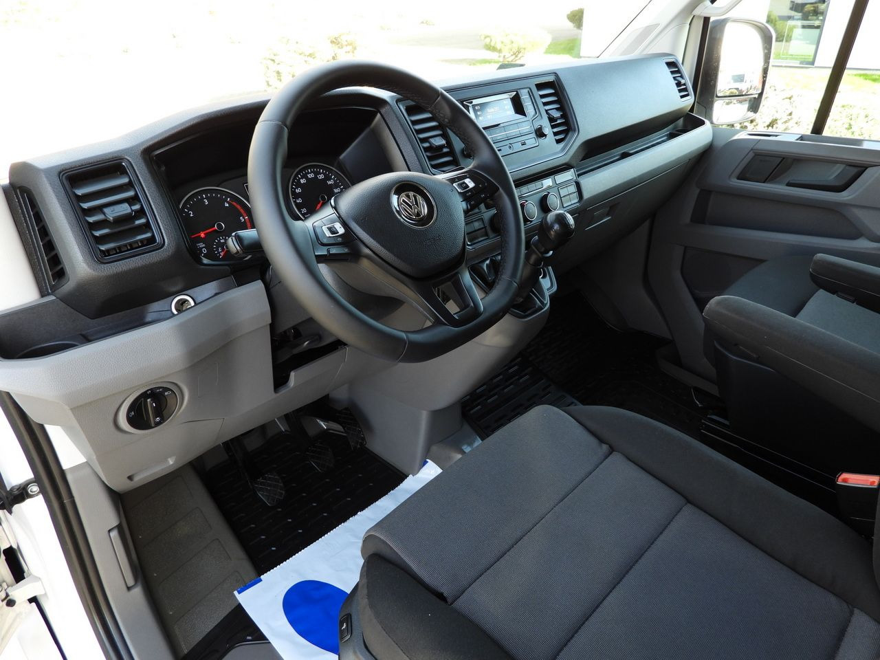 VOLKSWAGEN CRAFTER TARPAULIN 10 PALLETS WEBASTO CRUISE CONTROL LED LIGHTS 180HP - Dostavno vozilo s ceradom: slika VOLKSWAGEN CRAFTER TARPAULIN 10 PALLETS WEBASTO CRUISE CONTROL LED LIGHTS 180HP - Dostavno vozilo s ceradom VOLKSWAGEN CRAFTER TARPAULIN 10 PALLETS WEBASTO CRUISE CONTROL LED LIGHTS 180HP - Dostavno vozilo s ceradom: slika VOLKSWAGEN CRAFTER TARPAULIN 10 PALLETS WEBASTO CRUISE CONTROL LED LIGHTS 180HP - Dostavno vozilo s ceradom