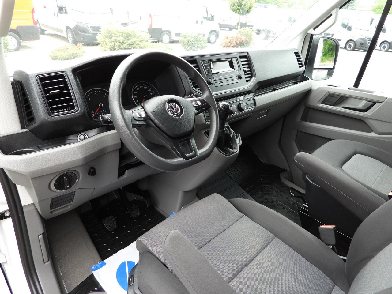 VOLKSWAGEN CRAFTER TARPAULIN 8 PALLETS CRUISE CONTROL LED LIGHTS AIR CONDITIONING 180HP - Dostavno vozilo s ceradom: slika VOLKSWAGEN CRAFTER TARPAULIN 8 PALLETS CRUISE CONTROL LED LIGHTS AIR CONDITIONING 180HP - Dostavno vozilo s ceradom VOLKSWAGEN CRAFTER TARPAULIN 8 PALLETS CRUISE CONTROL LED LIGHTS AIR CONDITIONING 180HP - Dostavno vozilo s ceradom: slika VOLKSWAGEN CRAFTER TARPAULIN 8 PALLETS CRUISE CONTROL LED LIGHTS AIR CONDITIONING 180HP - Dostavno vozilo s ceradom