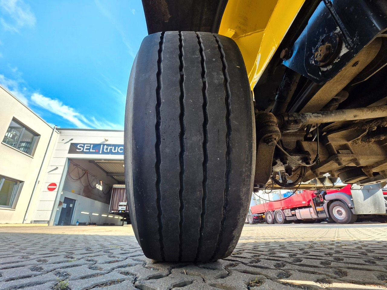 Silos poluprikolica Feldbinder EUT 58.2 / 58 m3: slika Silos poluprikolica Feldbinder EUT 58.2 / 58 m3 Silos poluprikolica Feldbinder EUT 58.2 / 58 m3: slika Silos poluprikolica Feldbinder EUT 58.2 / 58 m3