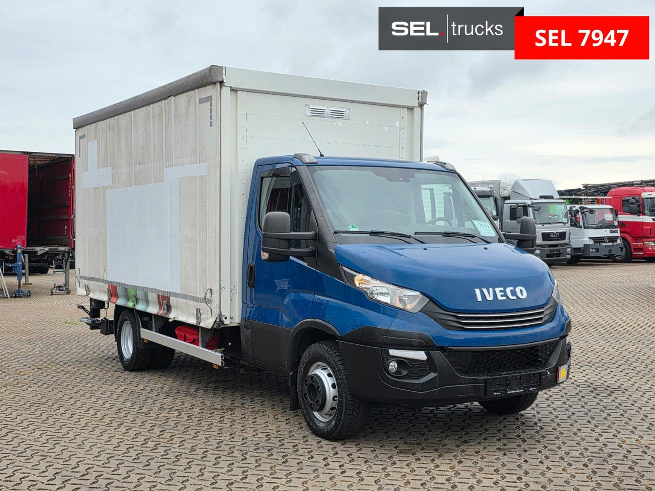 Iveco Daily 70C18 Hi-Matic / Ladebordwand / 3 Sitzen - Dostavno vozilo s ceradom: slika Iveco Daily 70C18 Hi-Matic / Ladebordwand / 3 Sitzen - Dostavno vozilo s ceradom Iveco Daily 70C18 Hi-Matic / Ladebordwand / 3 Sitzen - Dostavno vozilo s ceradom: slika Iveco Daily 70C18 Hi-Matic / Ladebordwand / 3 Sitzen - Dostavno vozilo s ceradom