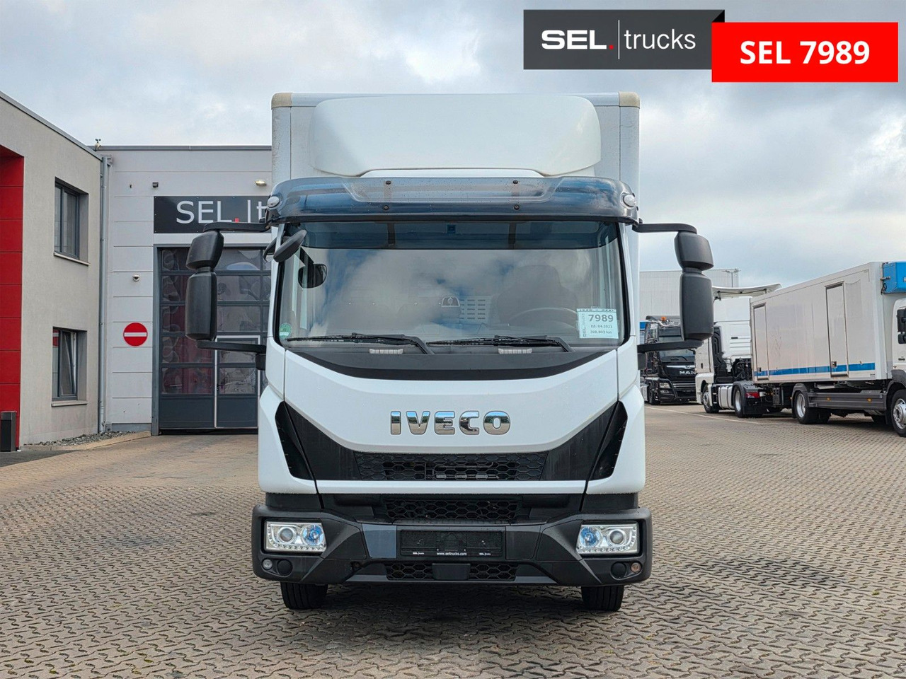 Iveco Eurocargo 75-190 /Ladebordwand / 3 Sitzen / 6D - Dostavno vozilo sa zatvorenim sandukom: slika Iveco Eurocargo 75-190 /Ladebordwand / 3 Sitzen / 6D - Dostavno vozilo sa zatvorenim sandukom Iveco Eurocargo 75-190 /Ladebordwand / 3 Sitzen / 6D - Dostavno vozilo sa zatvorenim sandukom: slika Iveco Eurocargo 75-190 /Ladebordwand / 3 Sitzen / 6D - Dostavno vozilo sa zatvorenim sandukom