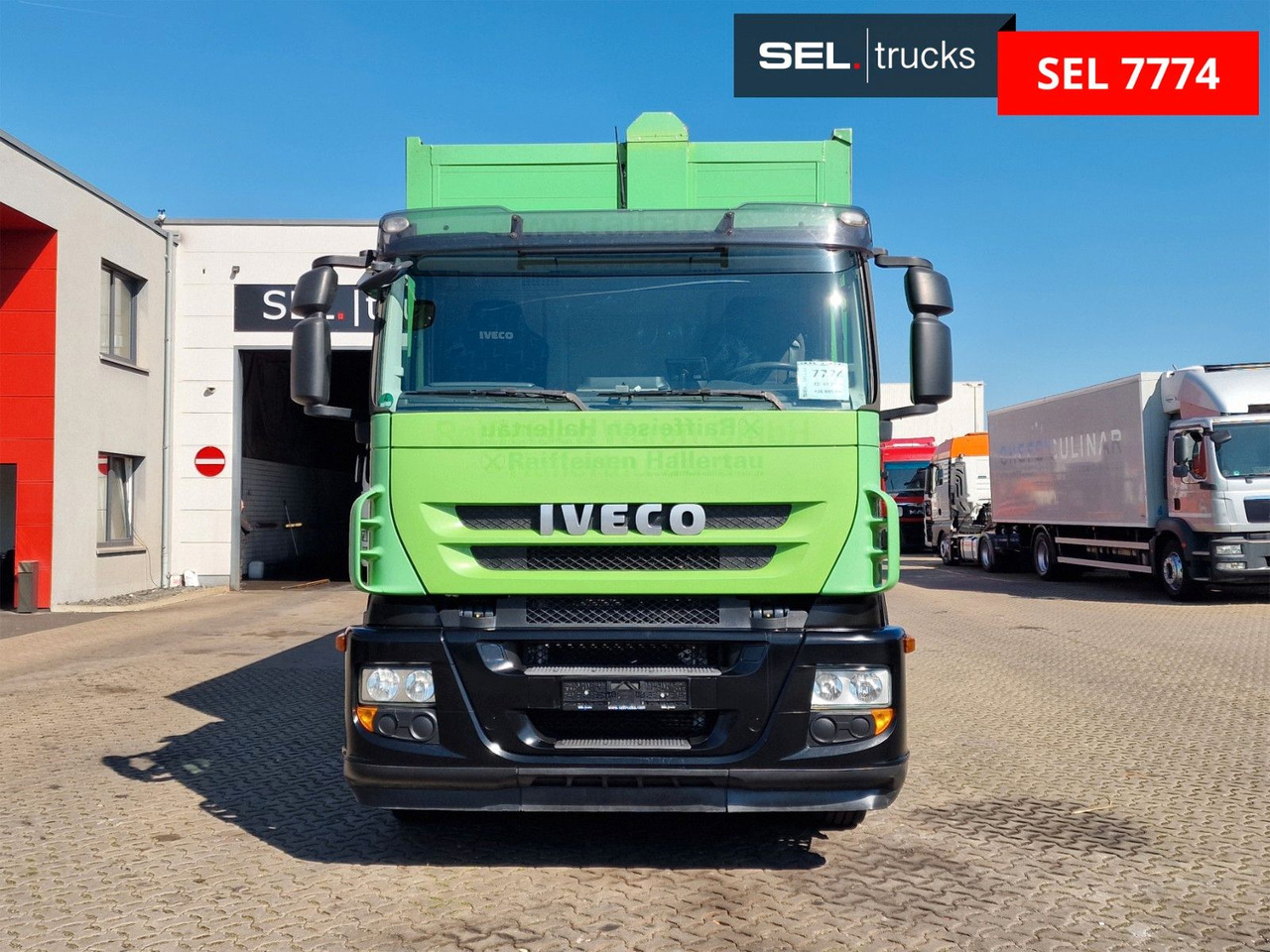 Iveco Stralis 360 / Ladebordwand - Kamion sandučar: slika Iveco Stralis 360 / Ladebordwand - Kamion sandučar Iveco Stralis 360 / Ladebordwand - Kamion sandučar: slika Iveco Stralis 360 / Ladebordwand - Kamion sandučar