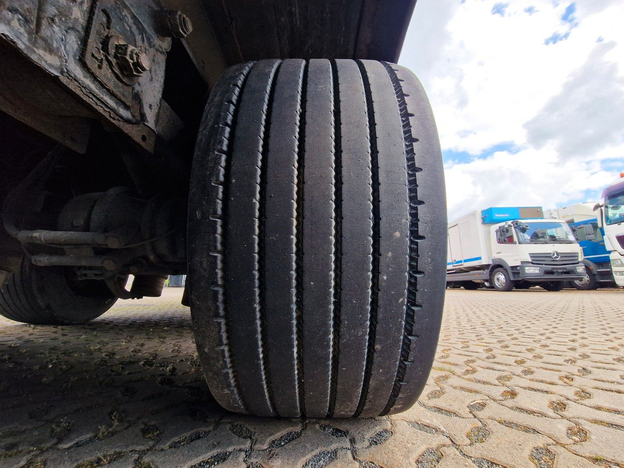 Poluprikolica s ceradom Krone SD / Hubdach / EDSCHA / Mega / Liftachse: slika Poluprikolica s ceradom Krone SD / Hubdach / EDSCHA / Mega / Liftachse