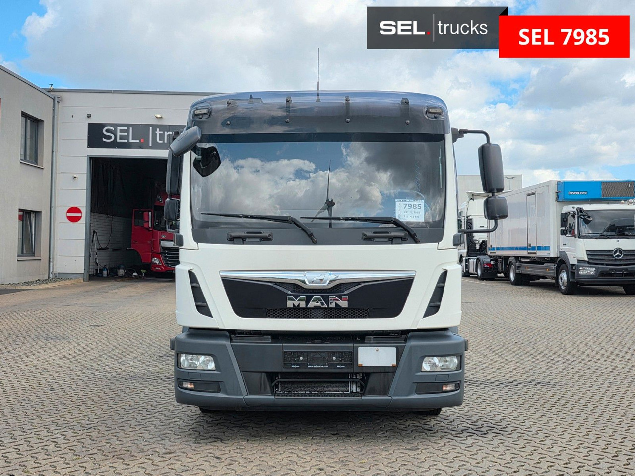 MAN TGL 8.180 4X2 BL - Kamion za vuču: slika MAN TGL 8.180 4X2 BL - Kamion za vuču MAN TGL 8.180 4X2 BL - Kamion za vuču: slika MAN TGL 8.180 4X2 BL - Kamion za vuču