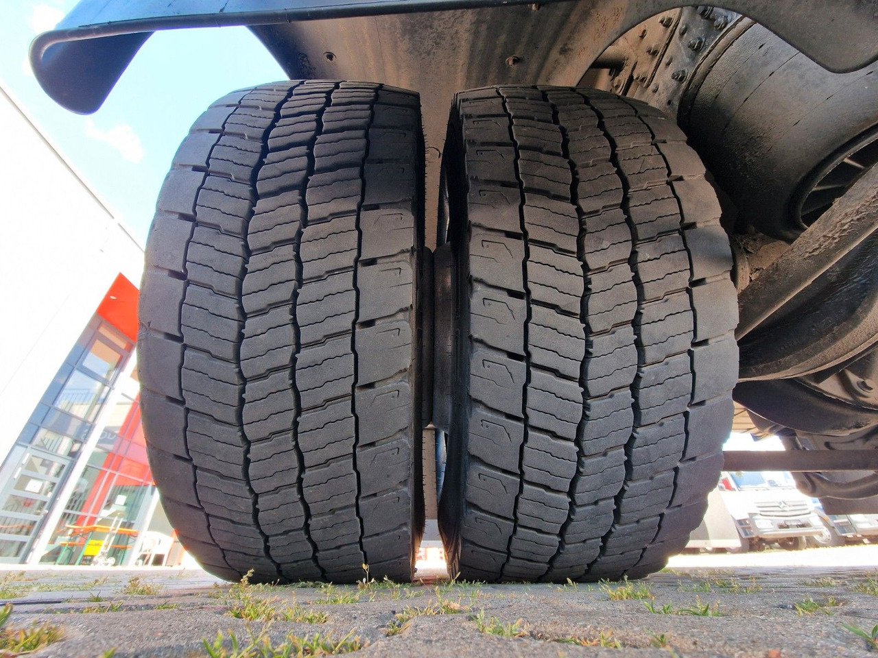 Kamion hladnjača MAN TGM 18.290 4X2 LL / Ldbw / Carrier Supra 1250Mt: slika Kamion hladnjača MAN TGM 18.290 4X2 LL / Ldbw / Carrier Supra 1250Mt Kamion hladnjača MAN TGM 18.290 4X2 LL / Ldbw / Carrier Supra 1250Mt: slika Kamion hladnjača MAN TGM 18.290 4X2 LL / Ldbw / Carrier Supra 1250Mt