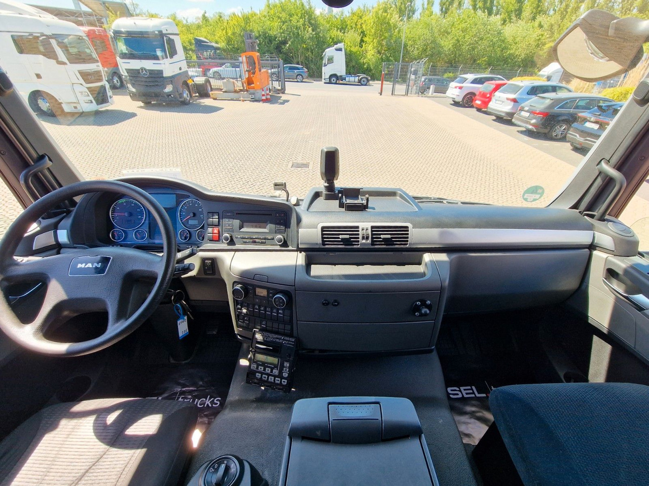 Kamion hladnjača MAN TGM 18.290 4X2 LL / Ldbw / Carrier Supra 1250Mt: slika Kamion hladnjača MAN TGM 18.290 4X2 LL / Ldbw / Carrier Supra 1250Mt Kamion hladnjača MAN TGM 18.290 4X2 LL / Ldbw / Carrier Supra 1250Mt: slika Kamion hladnjača MAN TGM 18.290 4X2 LL / Ldbw / Carrier Supra 1250Mt