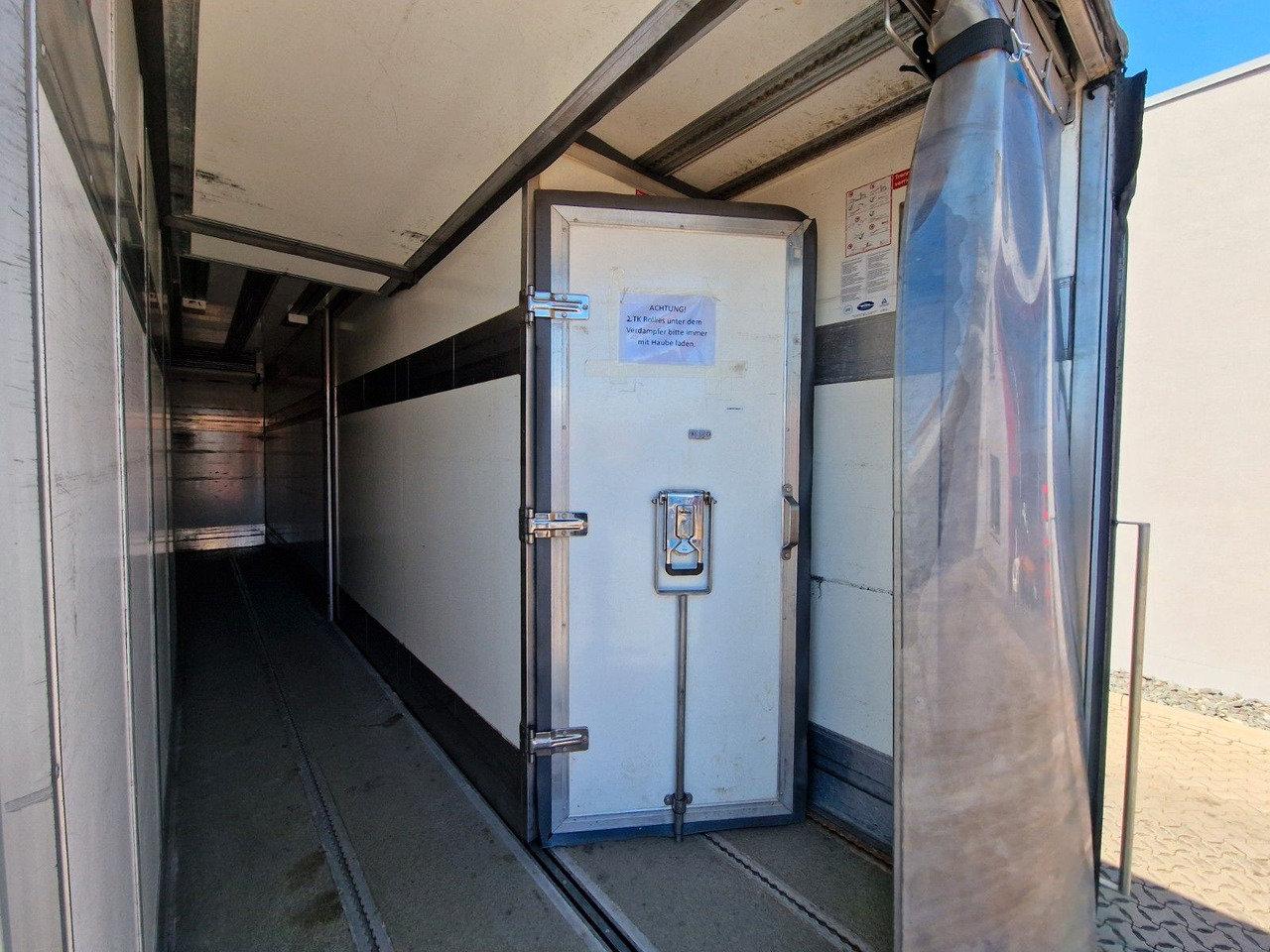 Kamion hladnjača MAN TGM 18.290 4X2 LL / Ldbw / Carrier Supra 1250Mt: slika Kamion hladnjača MAN TGM 18.290 4X2 LL / Ldbw / Carrier Supra 1250Mt Kamion hladnjača MAN TGM 18.290 4X2 LL / Ldbw / Carrier Supra 1250Mt: slika Kamion hladnjača MAN TGM 18.290 4X2 LL / Ldbw / Carrier Supra 1250Mt