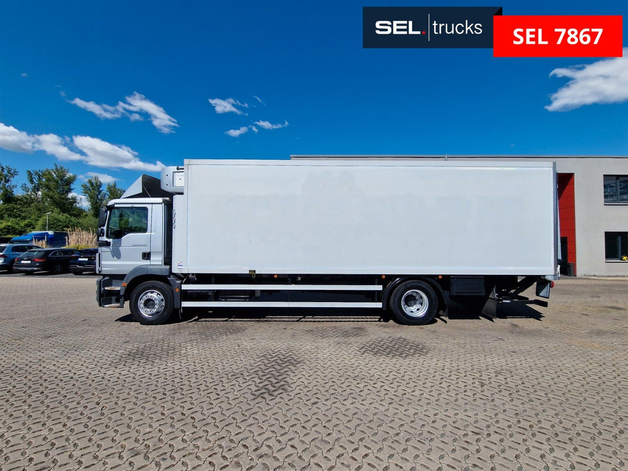 Kamion hladnjača MAN TGM 18.290 4X2 LL / Ldbw / Carrier Supra 1250Mt: slika Kamion hladnjača MAN TGM 18.290 4X2 LL / Ldbw / Carrier Supra 1250Mt Kamion hladnjača MAN TGM 18.290 4X2 LL / Ldbw / Carrier Supra 1250Mt: slika Kamion hladnjača MAN TGM 18.290 4X2 LL / Ldbw / Carrier Supra 1250Mt