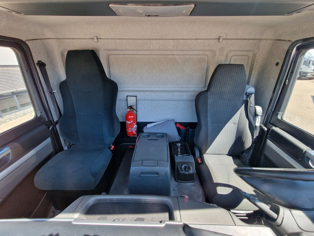 Kamion hladnjača MAN TGM 18.290 4X2 LL / Ldbw / Carrier Supra 1250Mt: slika Kamion hladnjača MAN TGM 18.290 4X2 LL / Ldbw / Carrier Supra 1250Mt Kamion hladnjača MAN TGM 18.290 4X2 LL / Ldbw / Carrier Supra 1250Mt: slika Kamion hladnjača MAN TGM 18.290 4X2 LL / Ldbw / Carrier Supra 1250Mt