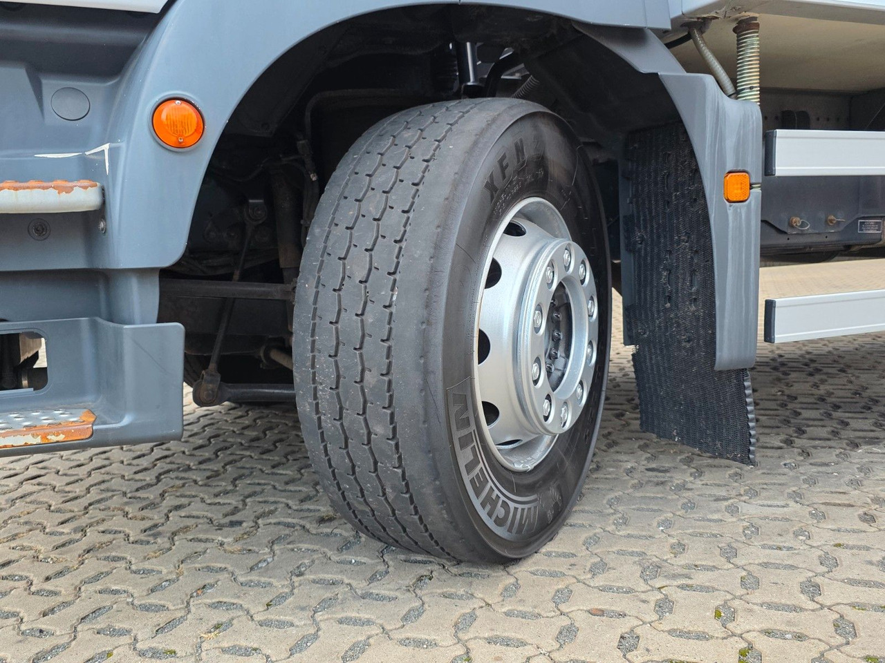 Kamion hladnjača MAN TGM 18.290 4X2 LL / Ldbw / Triple Verdampfer: slika Kamion hladnjača MAN TGM 18.290 4X2 LL / Ldbw / Triple Verdampfer Kamion hladnjača MAN TGM 18.290 4X2 LL / Ldbw / Triple Verdampfer: slika Kamion hladnjača MAN TGM 18.290 4X2 LL / Ldbw / Triple Verdampfer