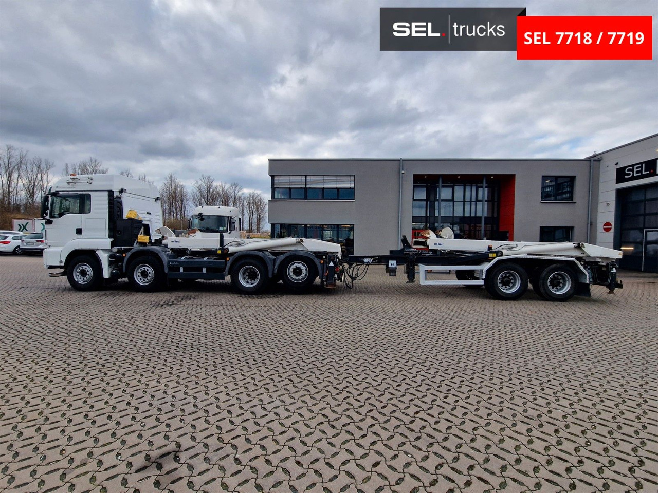 Kiper MAN TGS 35.500.8X2-6 BL / Silosteller / Lenkachse: slika Kiper MAN TGS 35.500.8X2-6 BL / Silosteller / Lenkachse
