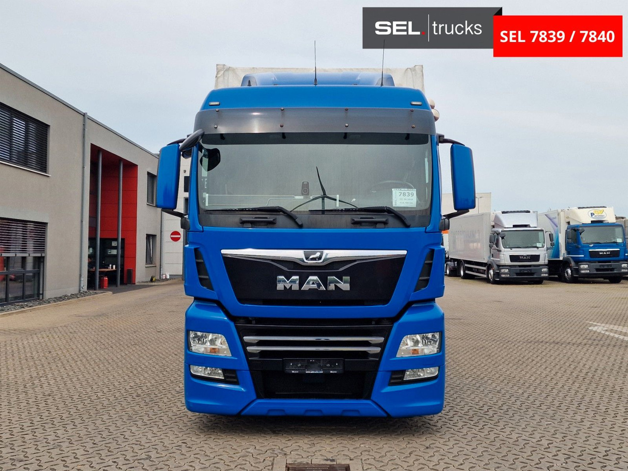 MAN TGX 18.500 4x2 LL-U /Intarder/Druchlade/Hubdach - Kamion s ceradom: slika MAN TGX 18.500 4x2 LL-U /Intarder/Druchlade/Hubdach - Kamion s ceradom MAN TGX 18.500 4x2 LL-U /Intarder/Druchlade/Hubdach - Kamion s ceradom: slika MAN TGX 18.500 4x2 LL-U /Intarder/Druchlade/Hubdach - Kamion s ceradom