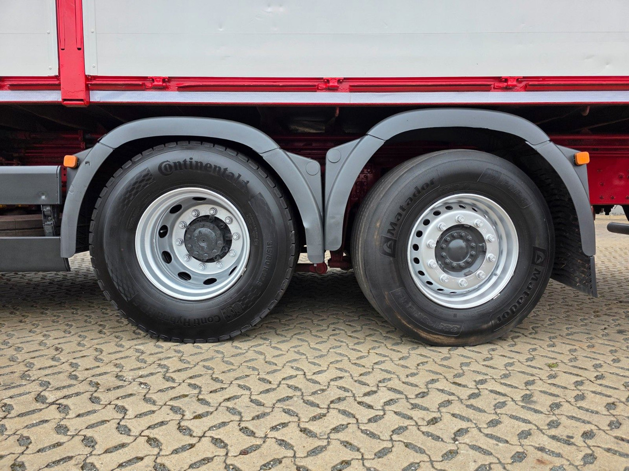 Kamion s kranom MAN TGX 26.360 6x2-2 BL / Intarder / HIAB 166K PRO: slika Kamion s kranom MAN TGX 26.360 6x2-2 BL / Intarder / HIAB 166K PRO Kamion s kranom MAN TGX 26.360 6x2-2 BL / Intarder / HIAB 166K PRO: slika Kamion s kranom MAN TGX 26.360 6x2-2 BL / Intarder / HIAB 166K PRO