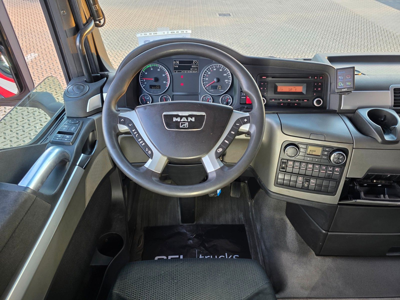 Kamion s kranom MAN TGX 26.360 6x2-2 BL / Intarder / HIAB 166K PRO: slika Kamion s kranom MAN TGX 26.360 6x2-2 BL / Intarder / HIAB 166K PRO Kamion s kranom MAN TGX 26.360 6x2-2 BL / Intarder / HIAB 166K PRO: slika Kamion s kranom MAN TGX 26.360 6x2-2 BL / Intarder / HIAB 166K PRO