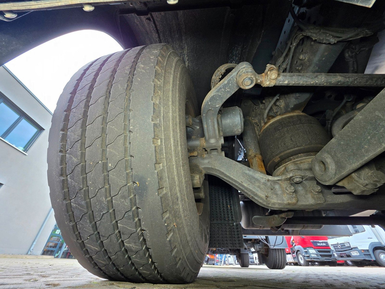 Kamion cisterna Mercedes-Benz Antos 2643 / Ret. / ADR AT / Lenkachse /KOMPLETT: slika Kamion cisterna Mercedes-Benz Antos 2643 / Ret. / ADR AT / Lenkachse /KOMPLETT Kamion cisterna Mercedes-Benz Antos 2643 / Ret. / ADR AT / Lenkachse /KOMPLETT: slika Kamion cisterna Mercedes-Benz Antos 2643 / Ret. / ADR AT / Lenkachse /KOMPLETT