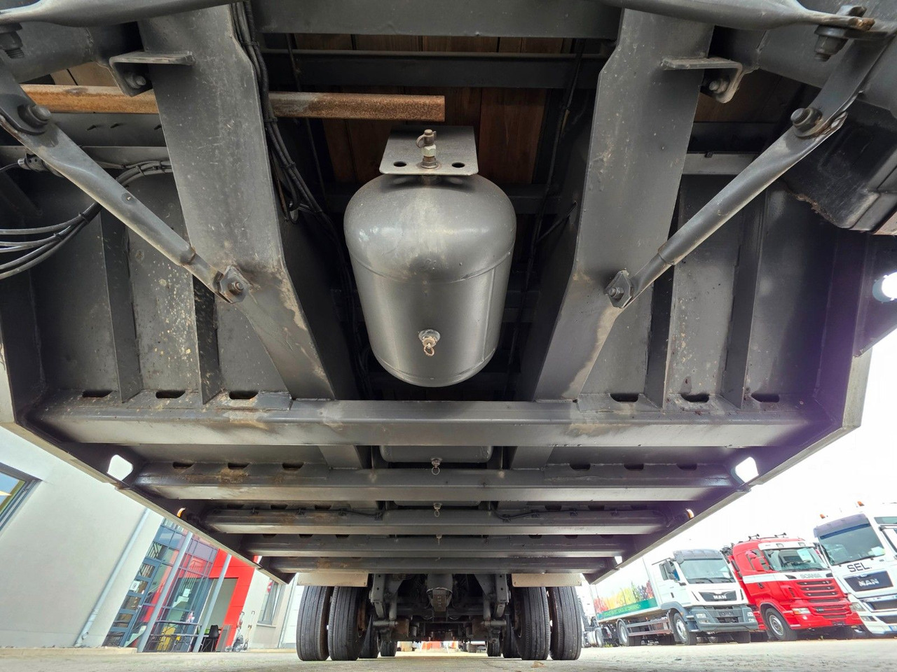 Poluprikolica s ceradom Meusburger MPS-3 / Radmulde / Lenk-Liftachse /Verbreiterbar: slika Poluprikolica s ceradom Meusburger MPS-3 / Radmulde / Lenk-Liftachse /Verbreiterbar