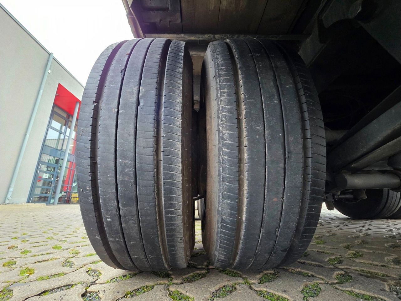 Poluprikolica s ceradom Meusburger MPS-3 / Radmulde / Lenk-Liftachse /Verbreiterbar: slika Poluprikolica s ceradom Meusburger MPS-3 / Radmulde / Lenk-Liftachse /Verbreiterbar