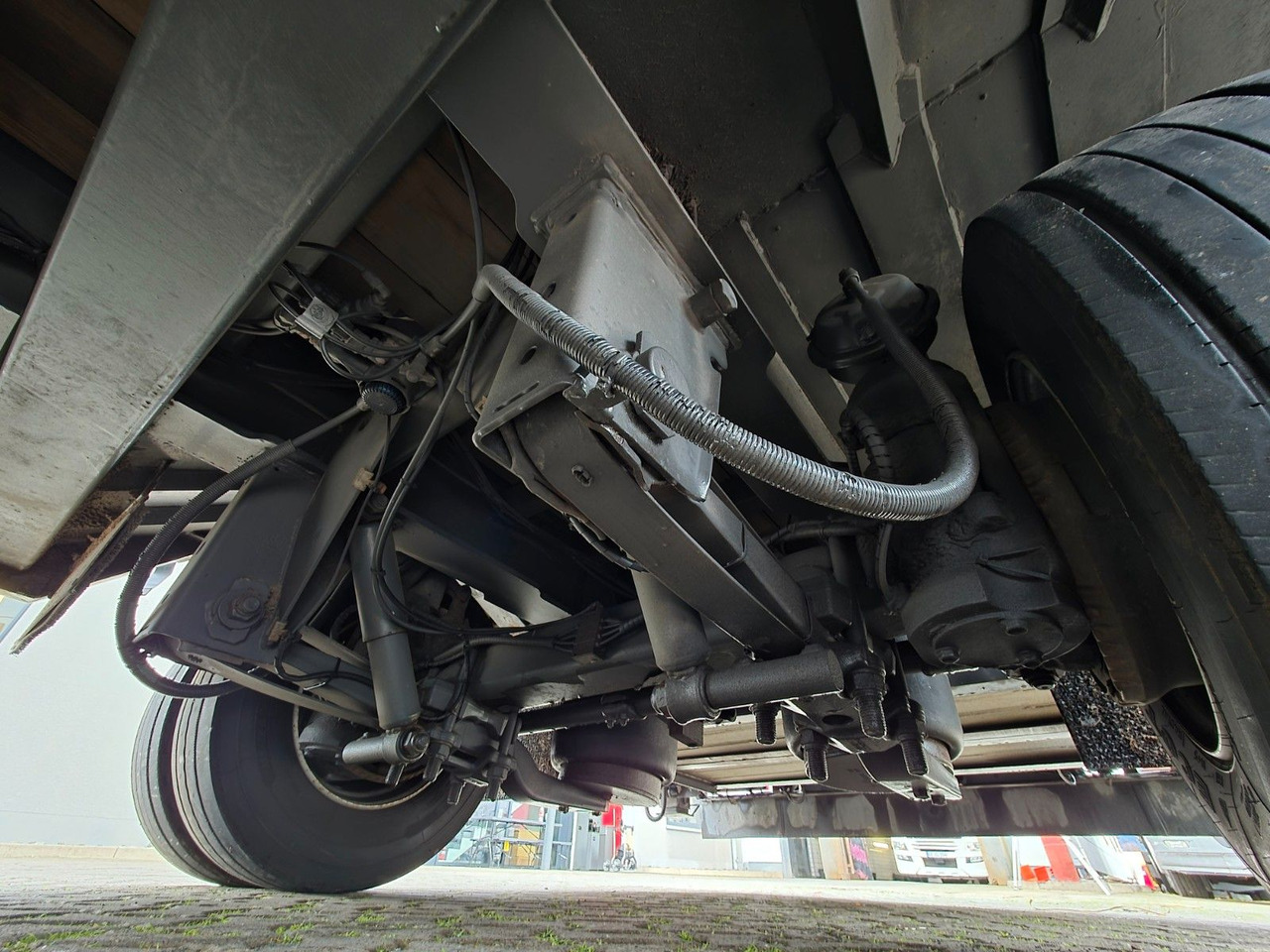 Poluprikolica s ceradom Meusburger MPS-3 / Radmulde / Lenk-Liftachse /Verbreiterbar: slika Poluprikolica s ceradom Meusburger MPS-3 / Radmulde / Lenk-Liftachse /Verbreiterbar