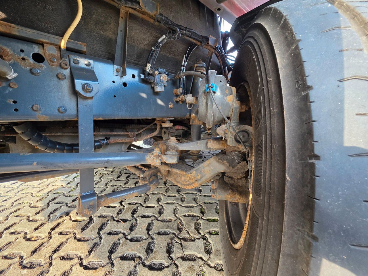 Tegljač DAF XF 105.460 / ZF Intarder / Standklimaanlage: slika Tegljač DAF XF 105.460 / ZF Intarder / Standklimaanlage Tegljač DAF XF 105.460 / ZF Intarder / Standklimaanlage: slika Tegljač DAF XF 105.460 / ZF Intarder / Standklimaanlage