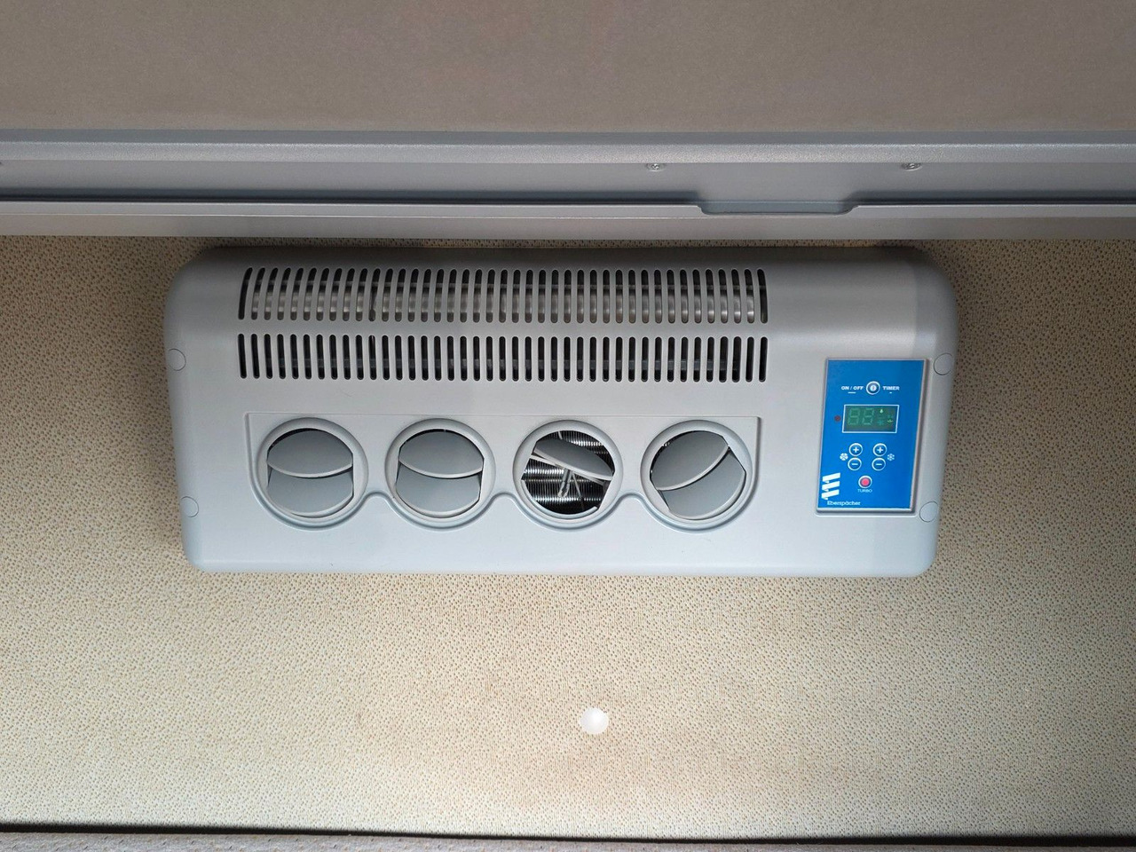 Tegljač DAF XF 105.460 / ZF Intarder / Standklimaanlage: slika Tegljač DAF XF 105.460 / ZF Intarder / Standklimaanlage Tegljač DAF XF 105.460 / ZF Intarder / Standklimaanlage: slika Tegljač DAF XF 105.460 / ZF Intarder / Standklimaanlage