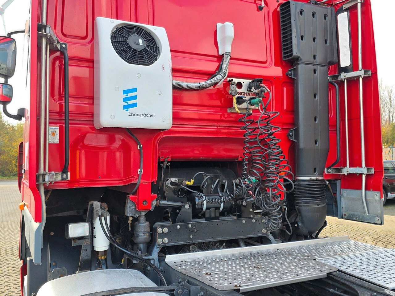 Tegljač DAF XF 105.460 / ZF Intarder / Standklimaanlage: slika Tegljač DAF XF 105.460 / ZF Intarder / Standklimaanlage Tegljač DAF XF 105.460 / ZF Intarder / Standklimaanlage: slika Tegljač DAF XF 105.460 / ZF Intarder / Standklimaanlage