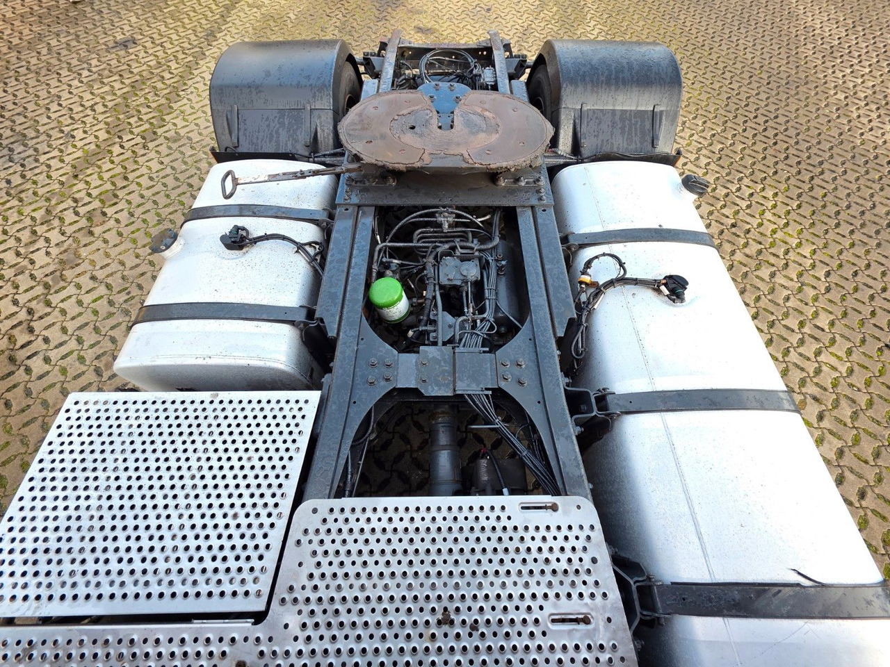 Tegljač DAF XF 105.460 / ZF Intarder / Standklimaanlage: slika Tegljač DAF XF 105.460 / ZF Intarder / Standklimaanlage Tegljač DAF XF 105.460 / ZF Intarder / Standklimaanlage: slika Tegljač DAF XF 105.460 / ZF Intarder / Standklimaanlage