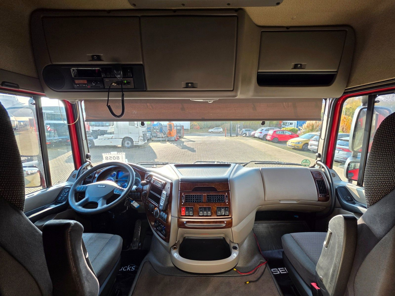 Tegljač DAF XF 105.460 / ZF Intarder / Standklimaanlage: slika Tegljač DAF XF 105.460 / ZF Intarder / Standklimaanlage Tegljač DAF XF 105.460 / ZF Intarder / Standklimaanlage: slika Tegljač DAF XF 105.460 / ZF Intarder / Standklimaanlage