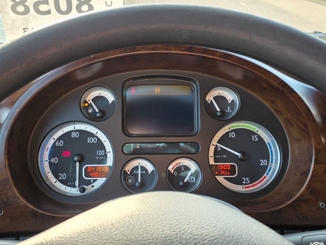 Tegljač DAF XF 105.460 / ZF Intarder / Standklimaanlage: slika Tegljač DAF XF 105.460 / ZF Intarder / Standklimaanlage Tegljač DAF XF 105.460 / ZF Intarder / Standklimaanlage: slika Tegljač DAF XF 105.460 / ZF Intarder / Standklimaanlage