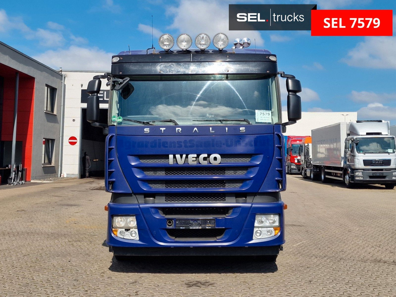 Iveco Stralis 420 / Nebenabtrieb / Kipphydraulik / LOF - Tegljač: slika Iveco Stralis 420 / Nebenabtrieb / Kipphydraulik / LOF - Tegljač Iveco Stralis 420 / Nebenabtrieb / Kipphydraulik / LOF - Tegljač: slika Iveco Stralis 420 / Nebenabtrieb / Kipphydraulik / LOF - Tegljač