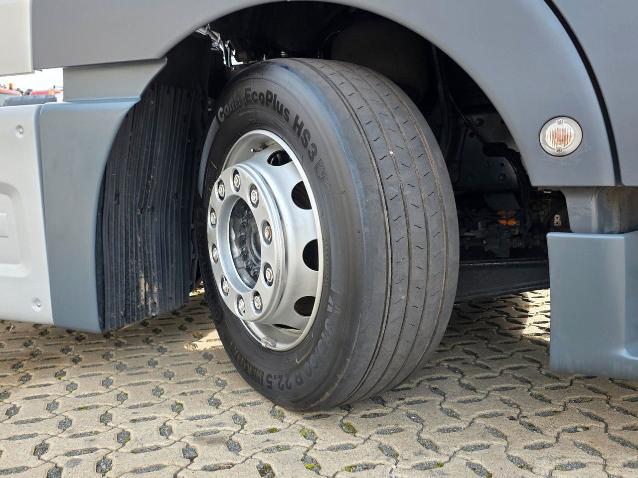 Tegljač MAN TGX 18.460 4X2 LLS-U / Retarder: slika Tegljač MAN TGX 18.460 4X2 LLS-U / Retarder