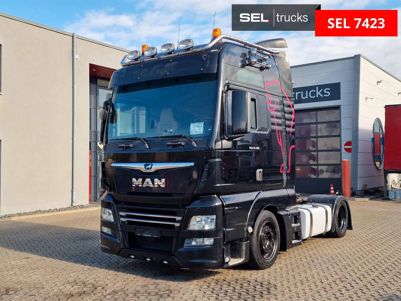 MAN TGX 18.500 4X2 LLS-U /Retarder/Xenon/Ledersitze - Tegljač: slika MAN TGX 18.500 4X2 LLS-U /Retarder/Xenon/Ledersitze - Tegljač MAN TGX 18.500 4X2 LLS-U /Retarder/Xenon/Ledersitze - Tegljač: slika MAN TGX 18.500 4X2 LLS-U /Retarder/Xenon/Ledersitze - Tegljač